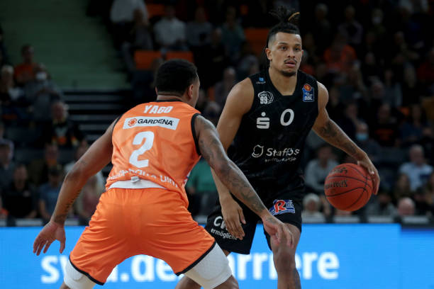 目提供了反 目提供了反